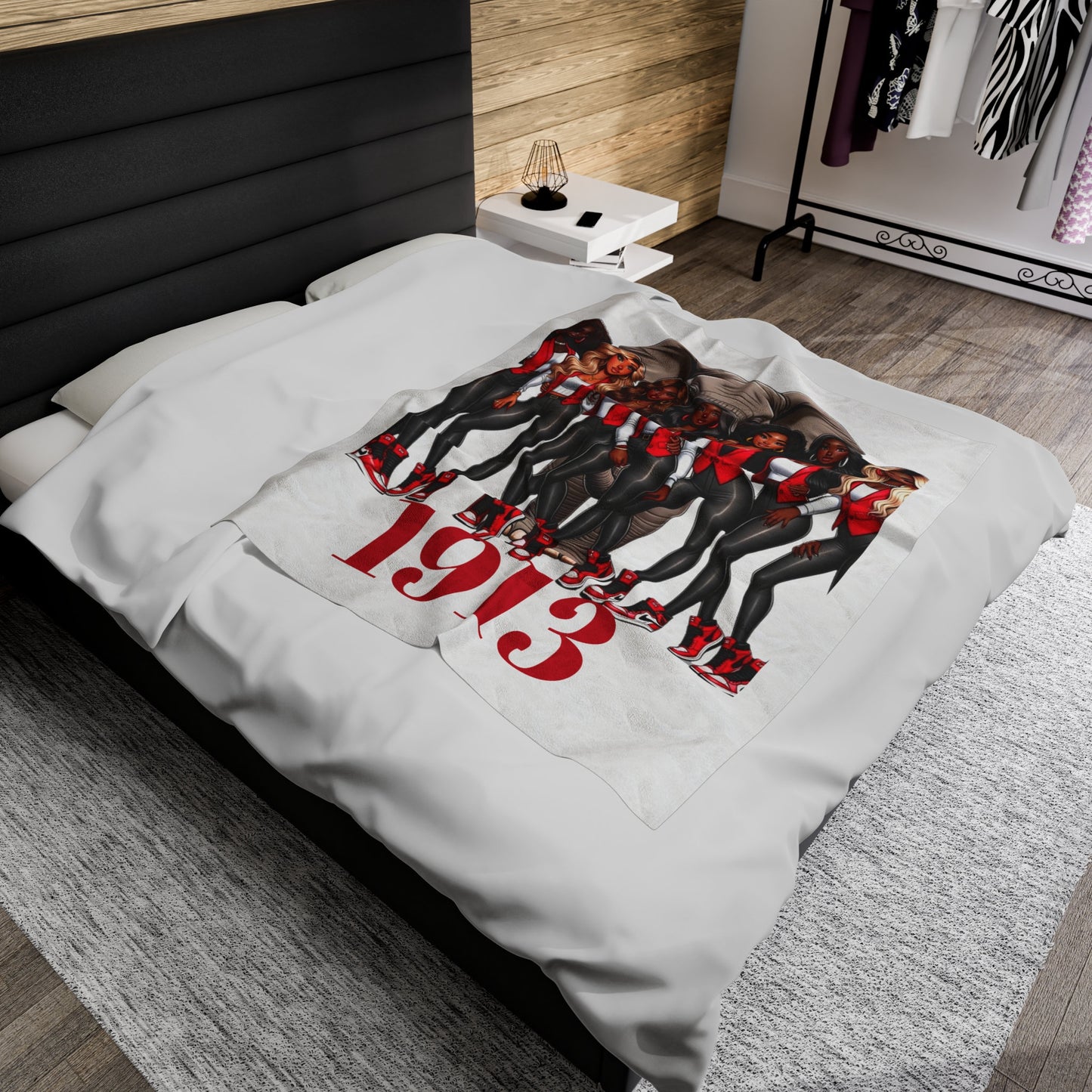 1913 Ladies Velveteen Plush Blanket